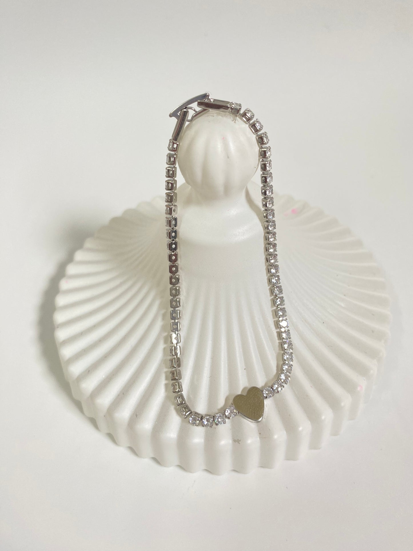 Heart tennis bracelet
