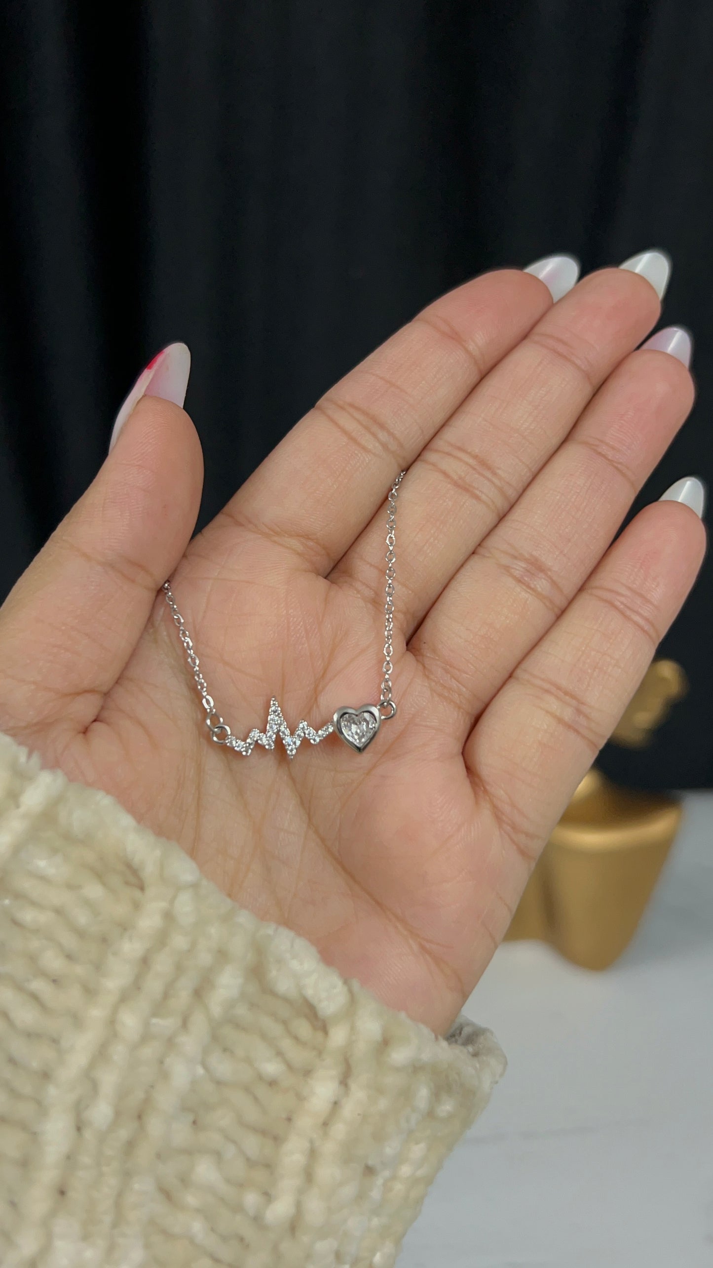 Heartbeat necklace