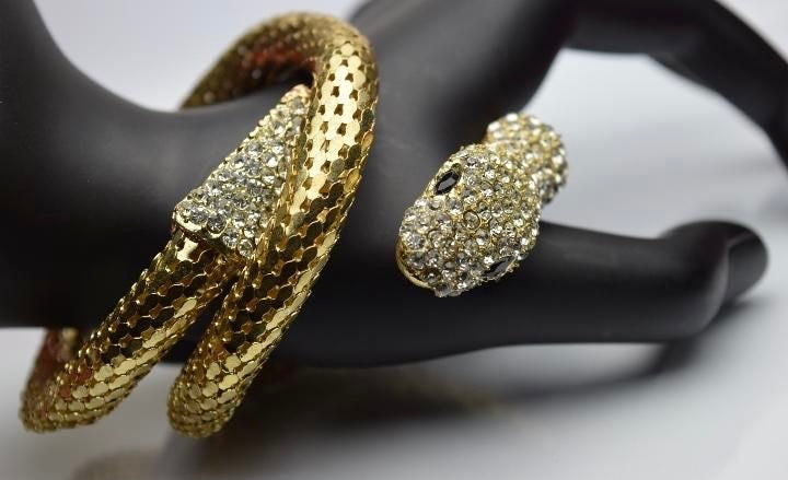 Snake master bracelet