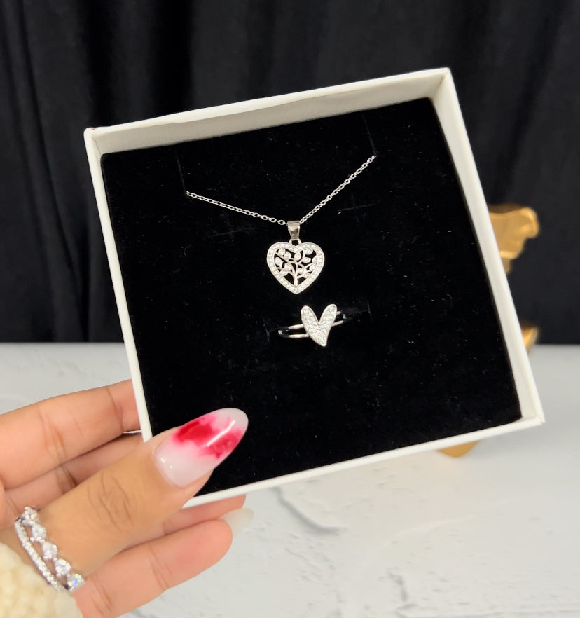 Love heart tree set