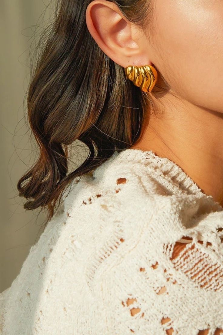 Heart giggle earrings