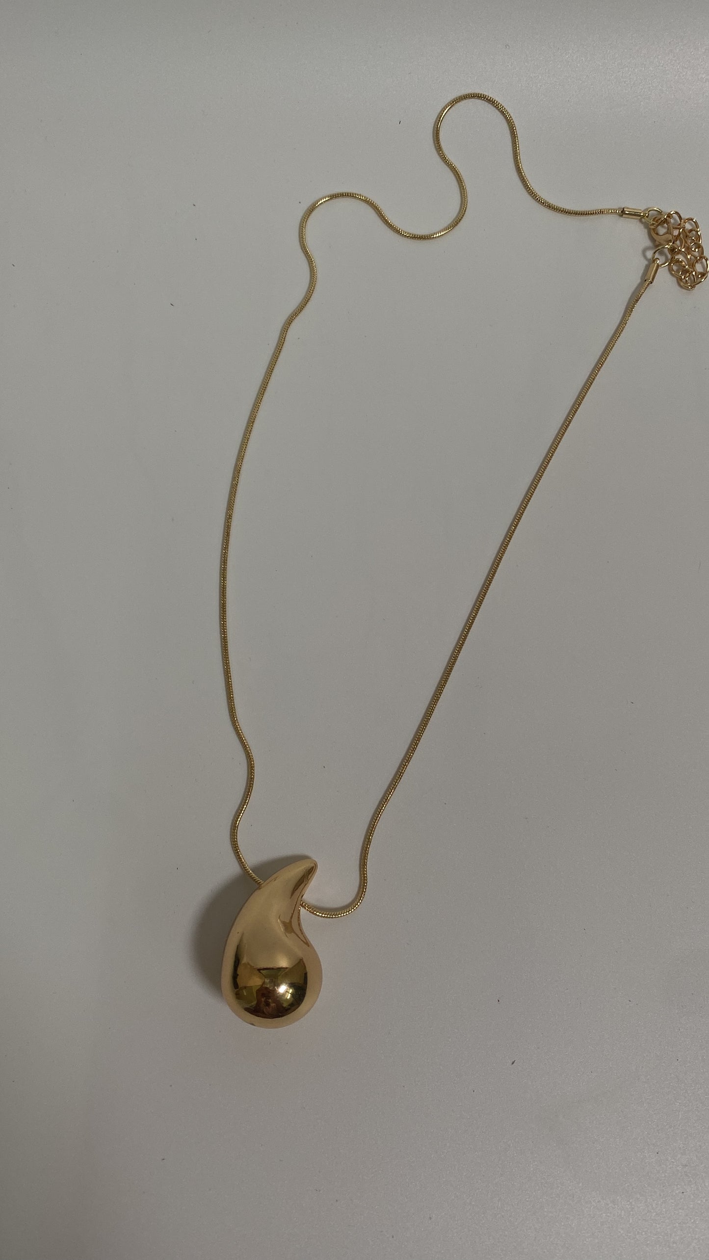 Teardrop 2.0 necklace