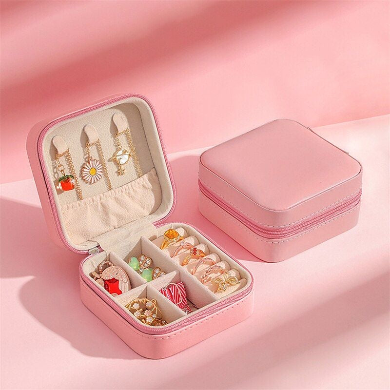 Square jewellery organisers