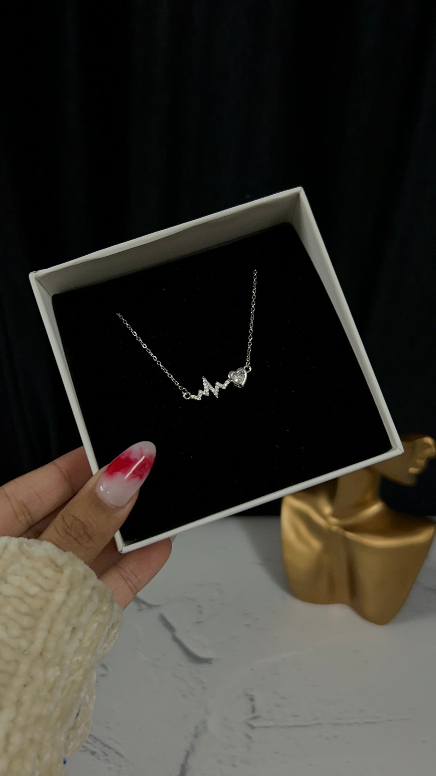 Heartbeat necklace