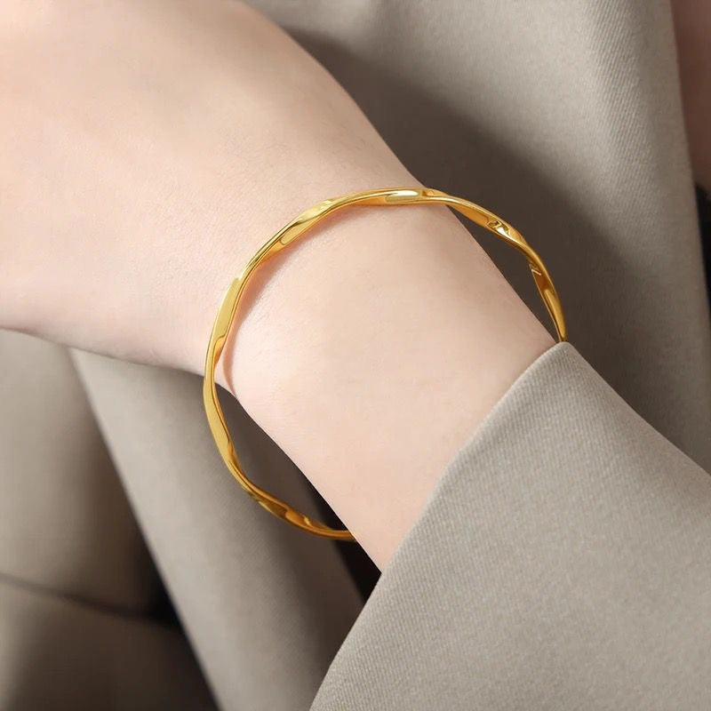 Noor bracelet