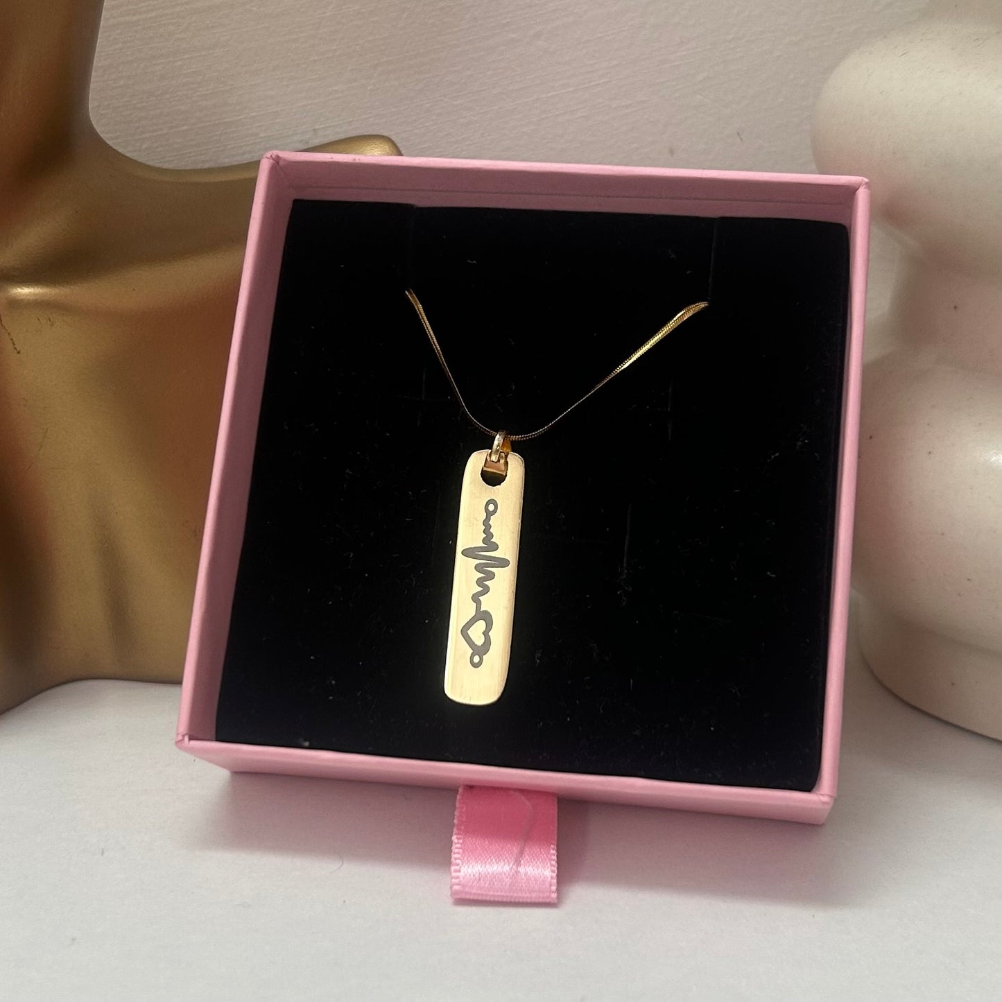 Engravable heartbeat necklace