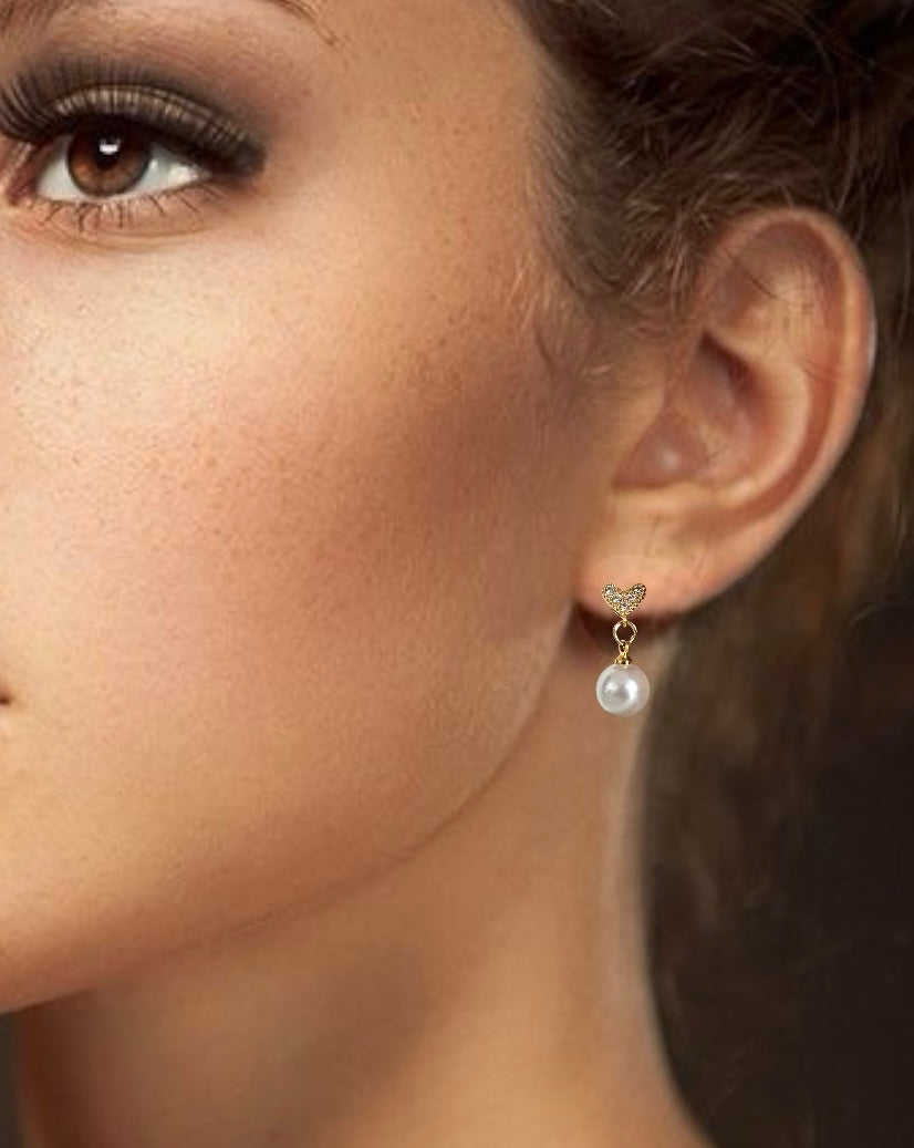 Heart pearl studs