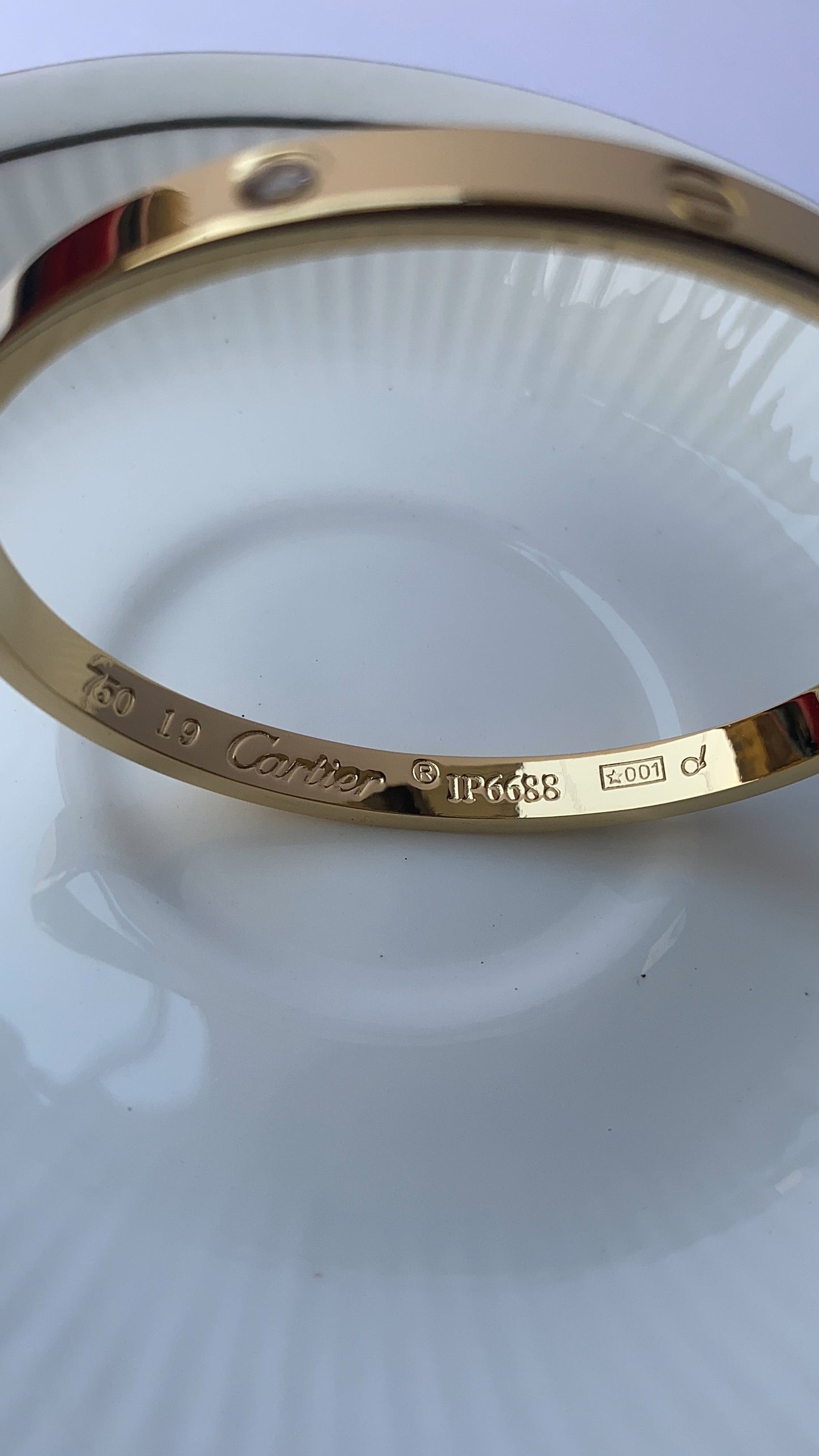 Love golden bracelet