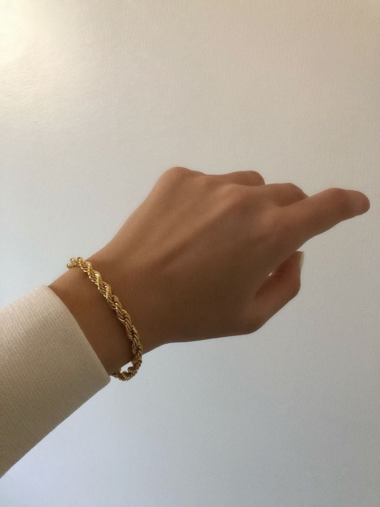 Rope bracelet