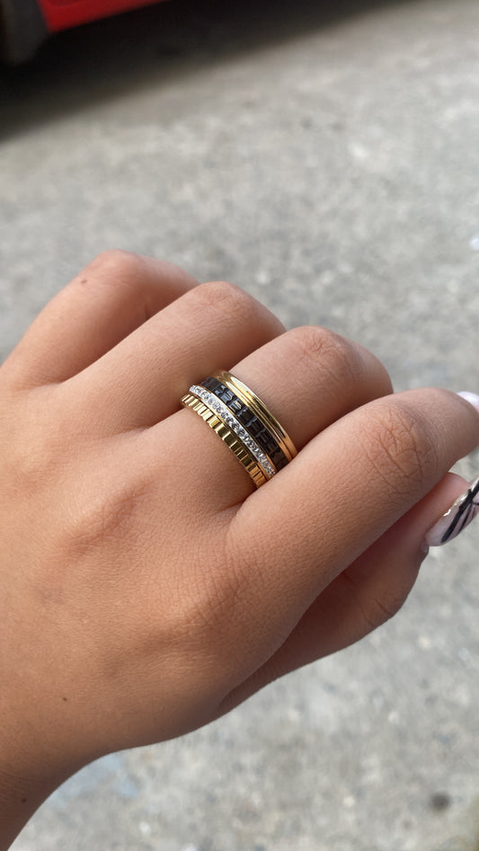 Boucheronnn band ring