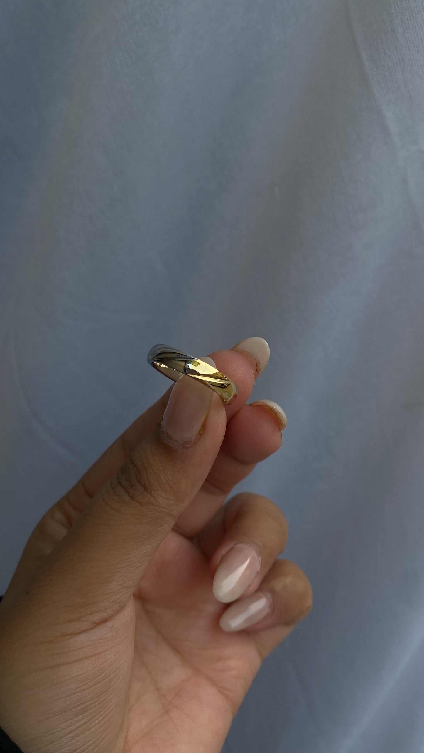 Dual ring (half golden,half silver)