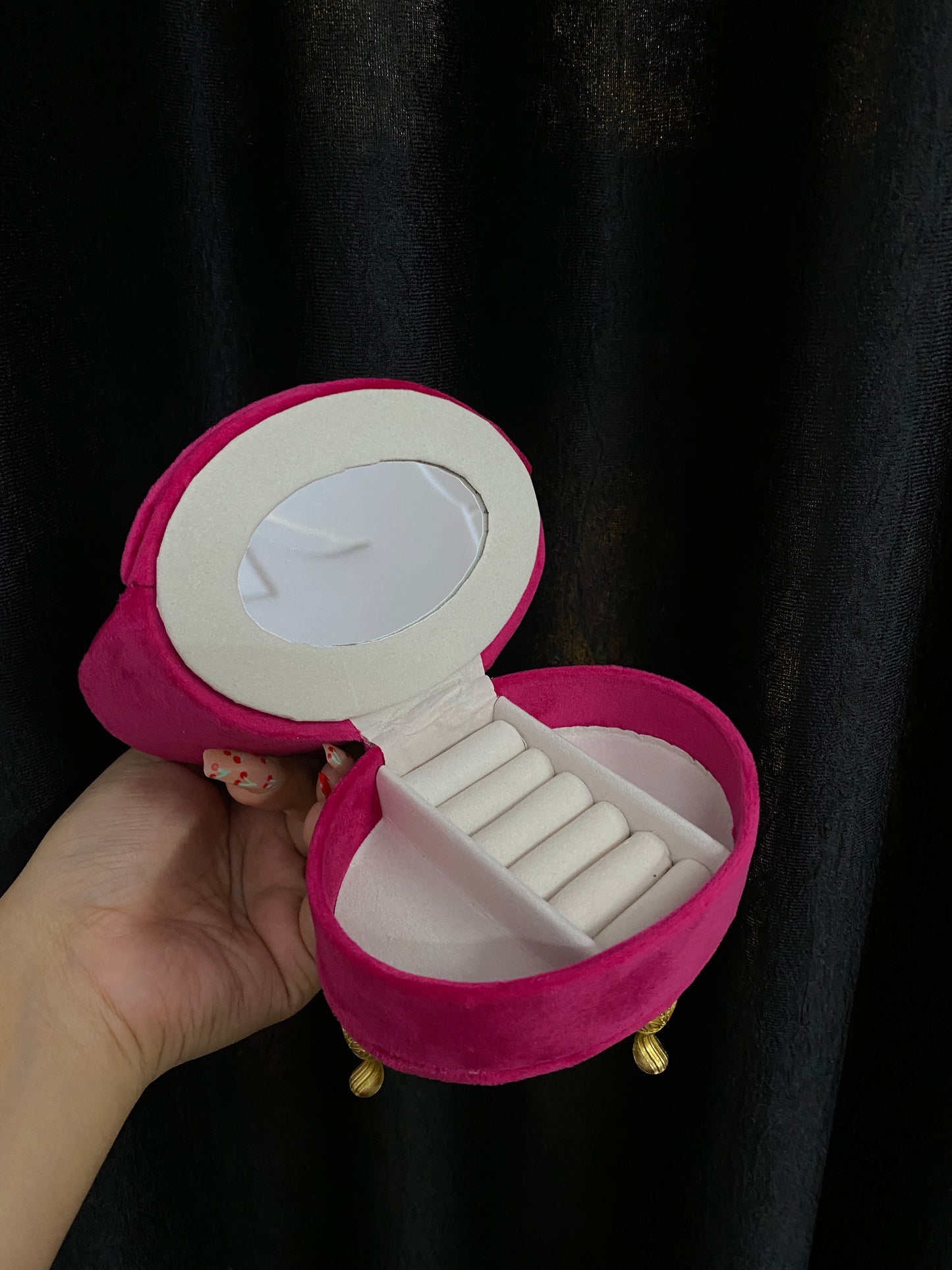 Charlotte jewellery case