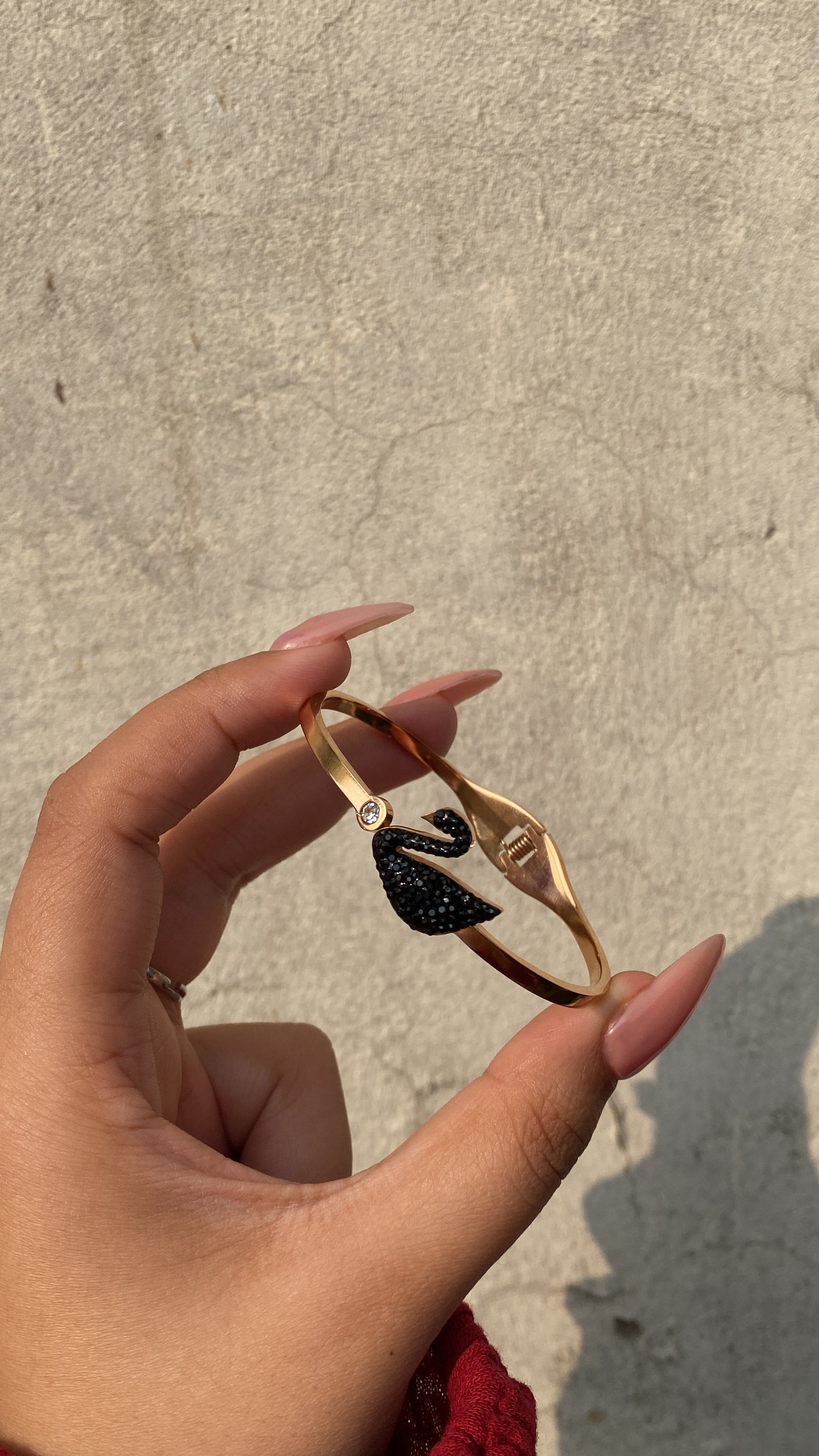 Swan bracelet