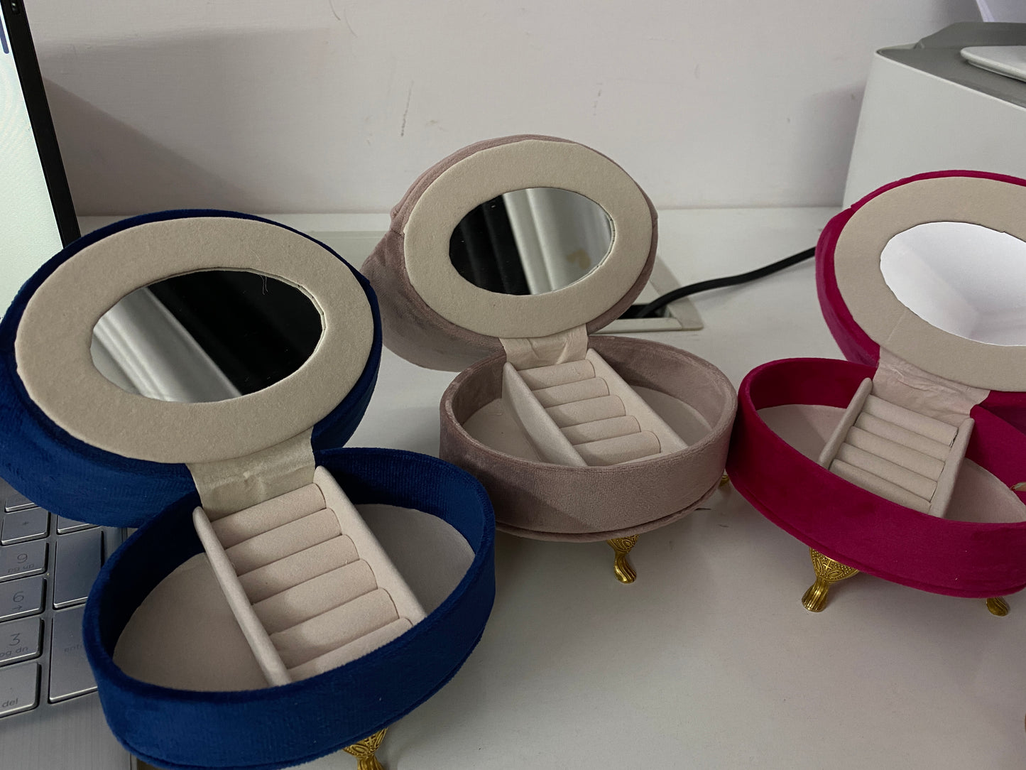 Charlotte jewellery case