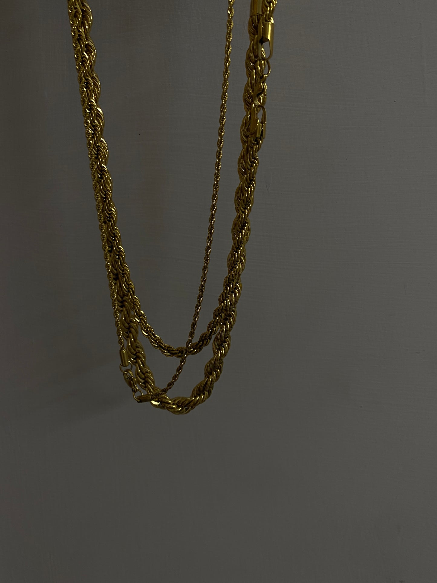 Rope twisted chain