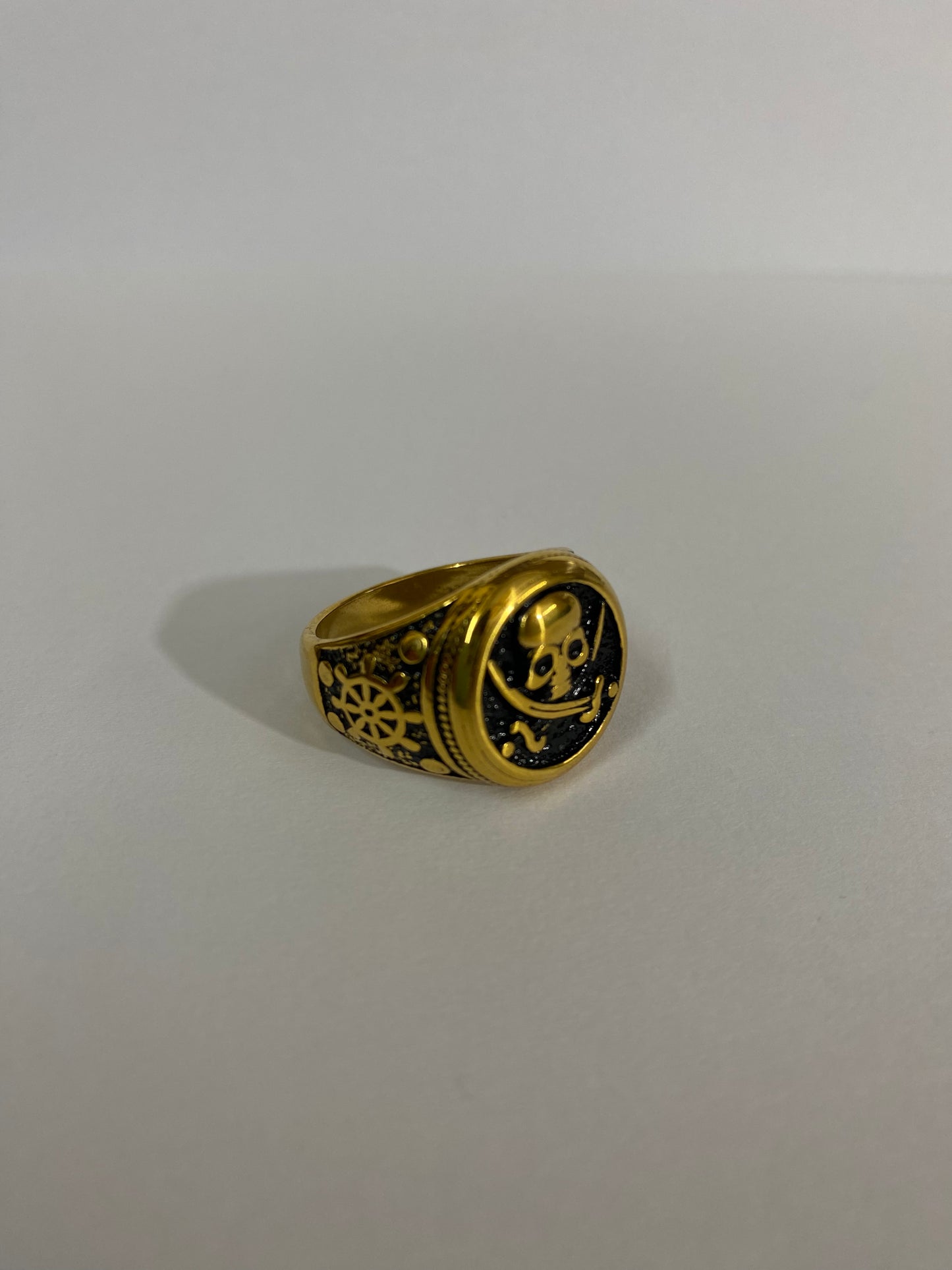 Pirates Ring