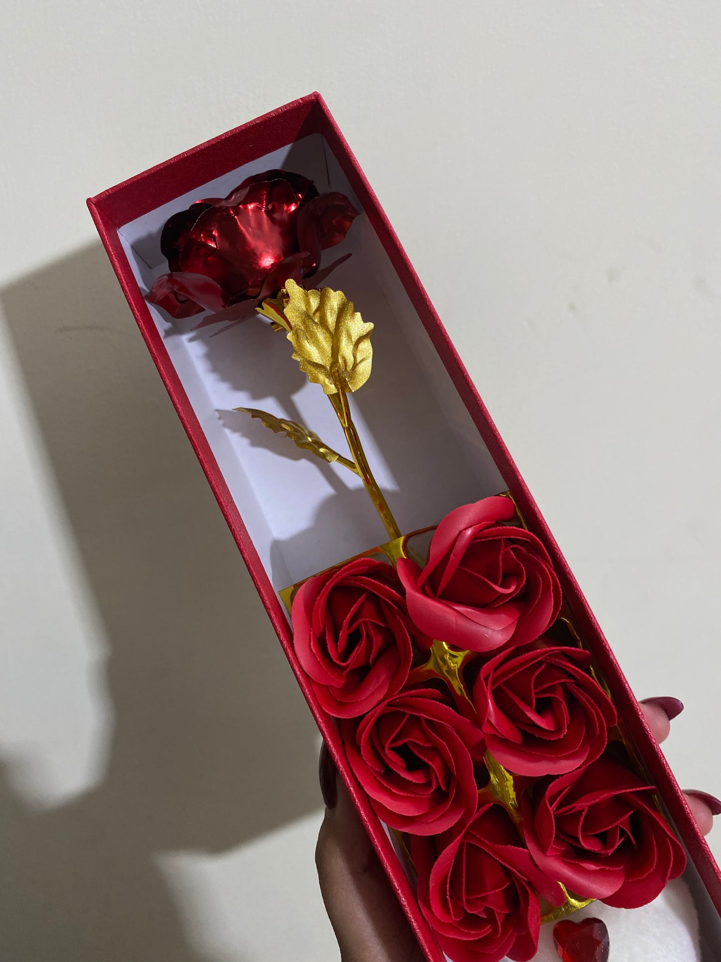 Rose + teddy + 6 small roses with cute note box
