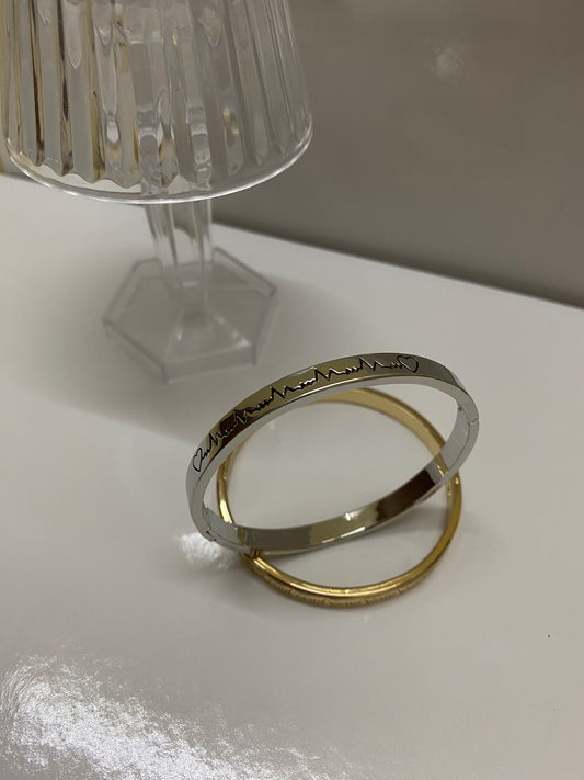 Heartbeat bracelet