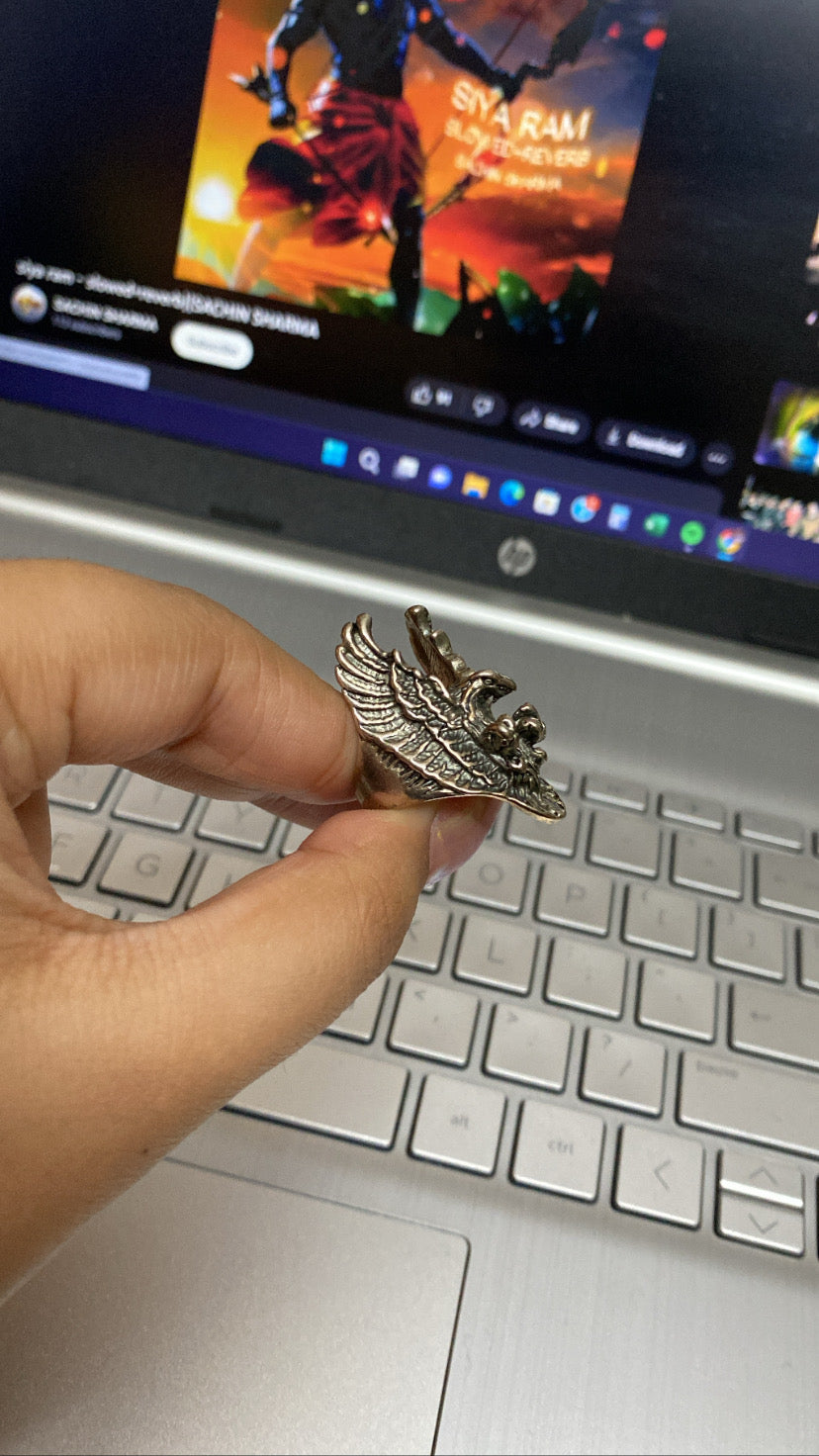 Eagle ring