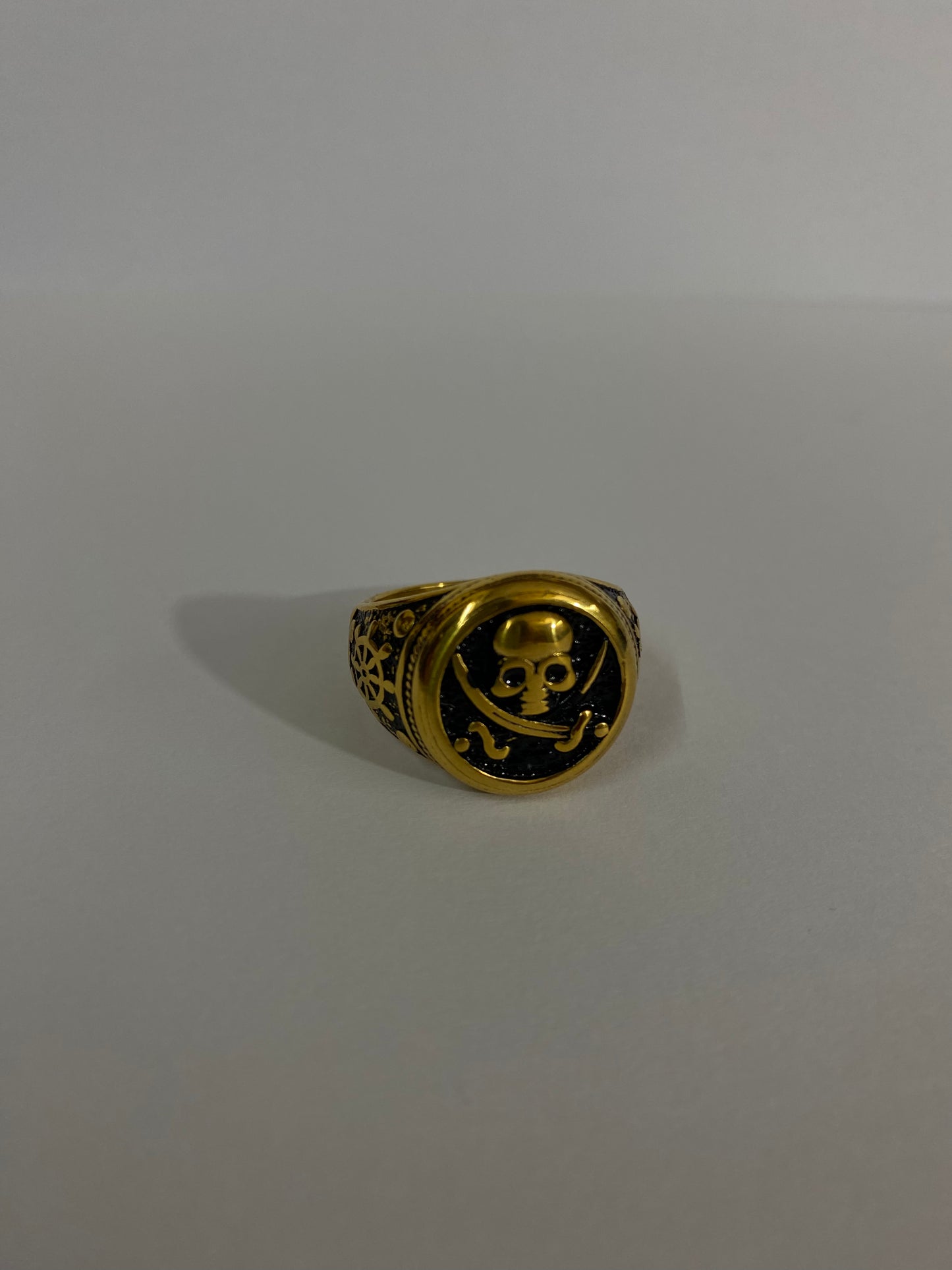 Pirates Ring