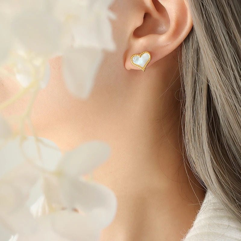 Coeur earring