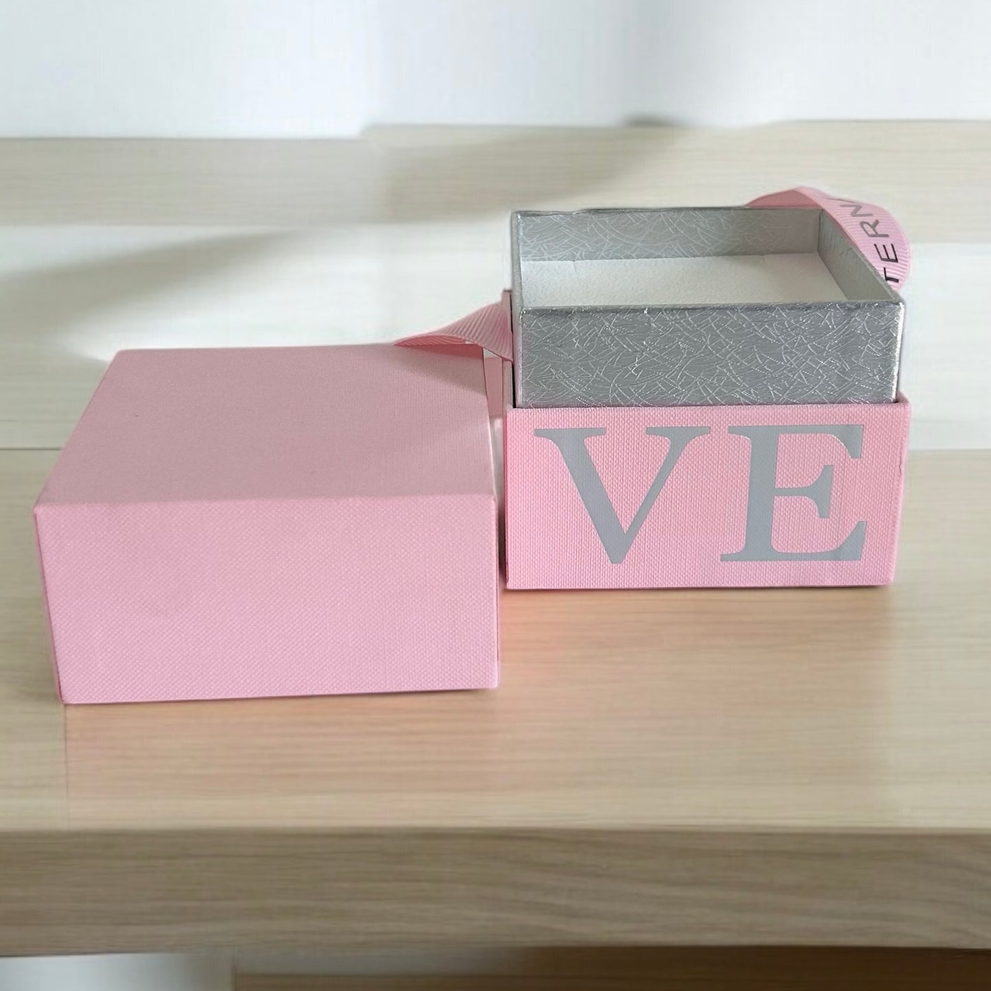 Love gift box