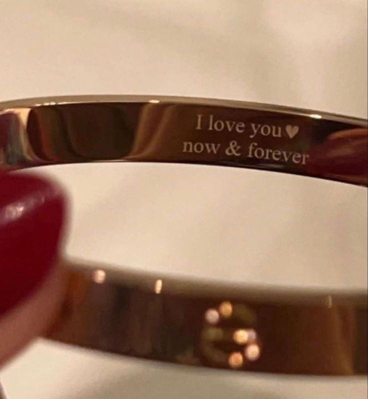 Engravable love bracelet