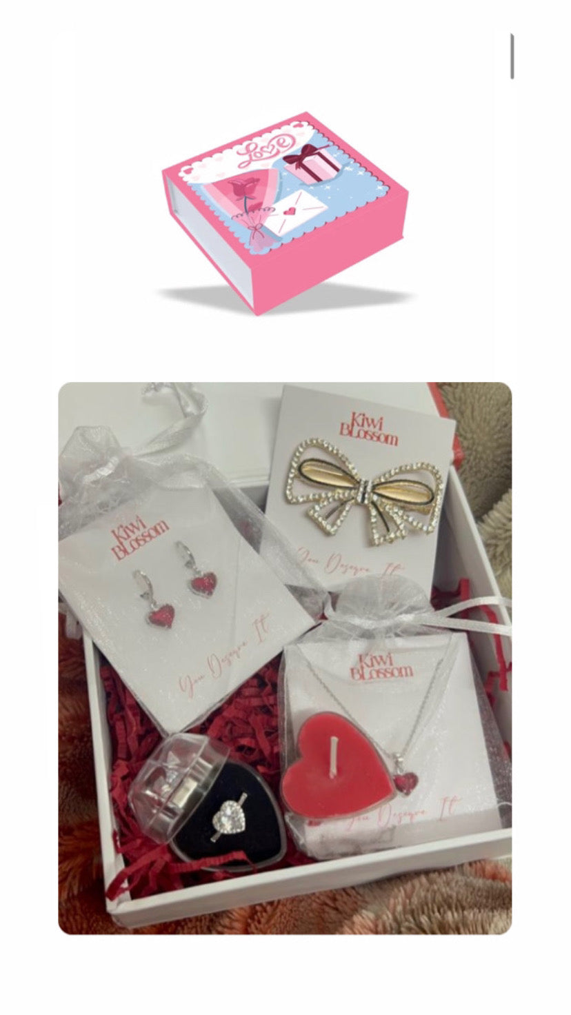 Valentine Hamper (7 products)