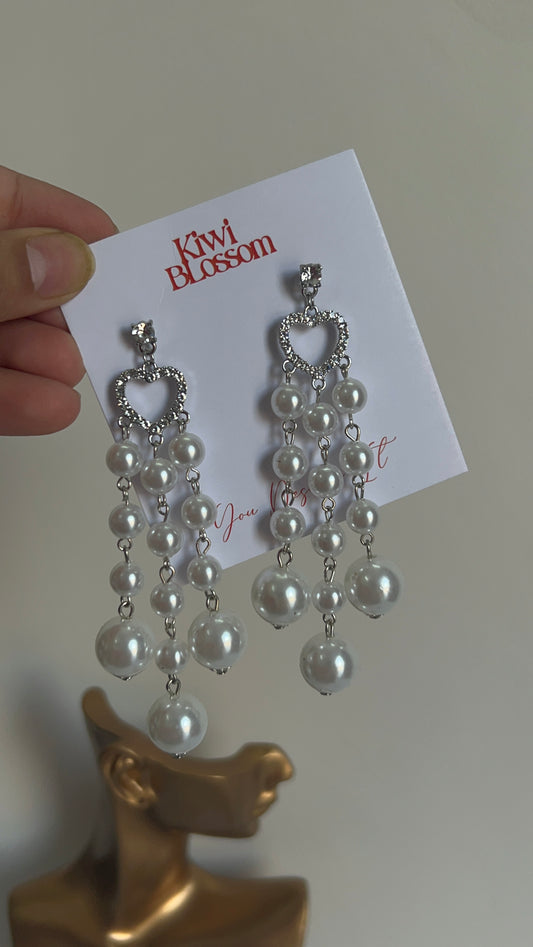 Radiant pearl earrings