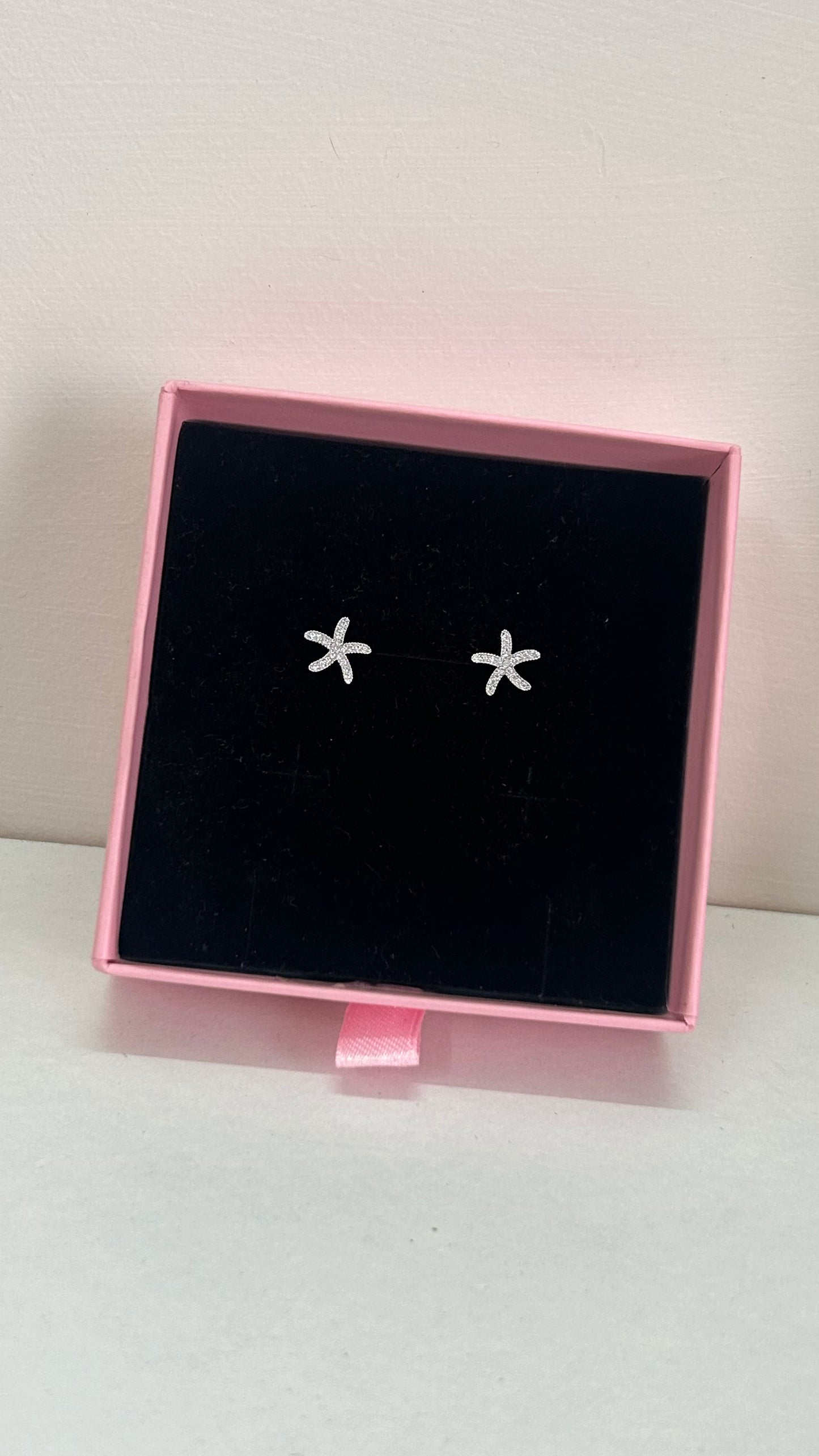 Star studs