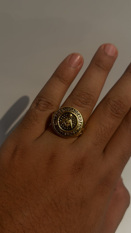 Luca ring