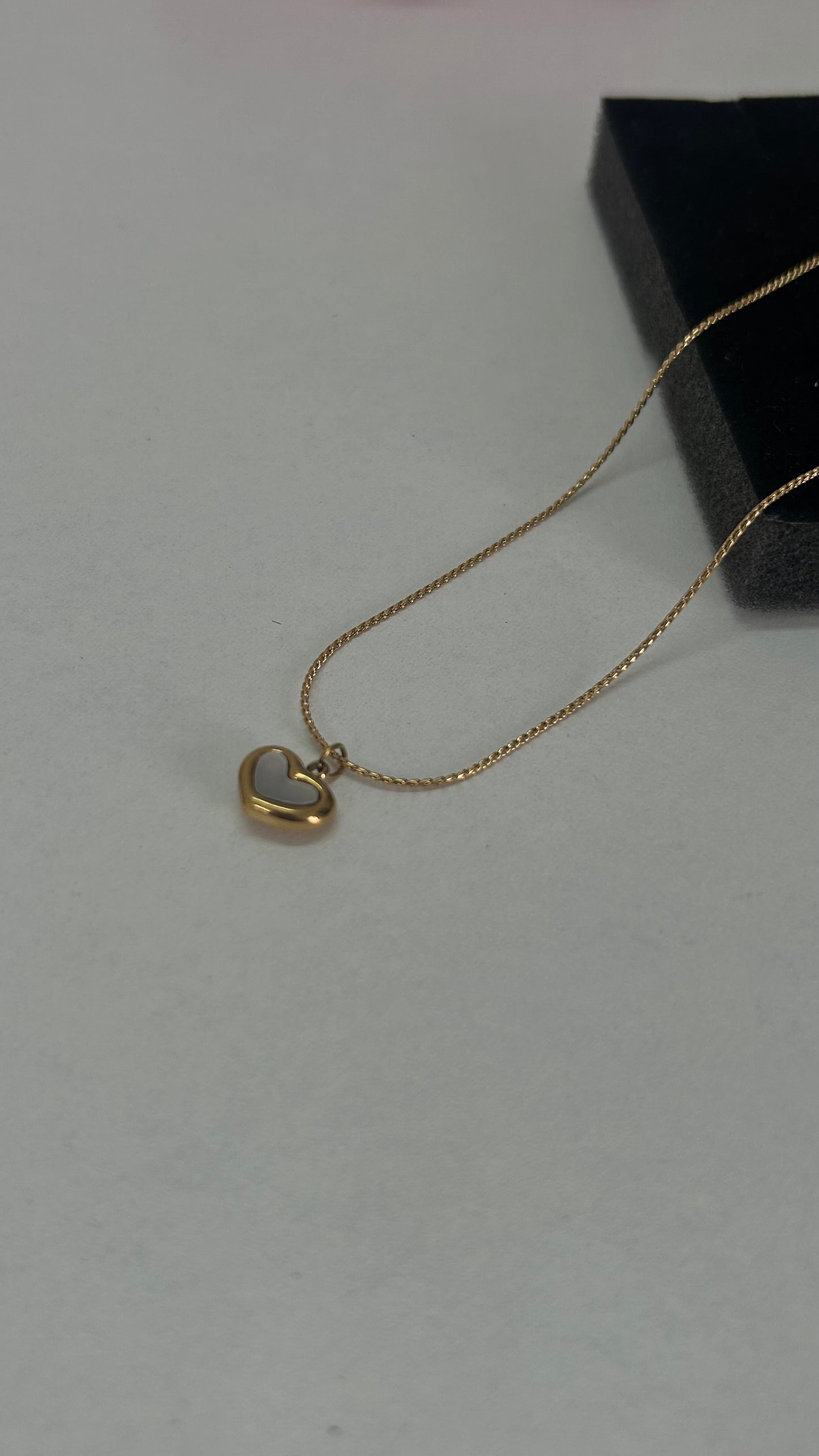 Mini white heart necklace