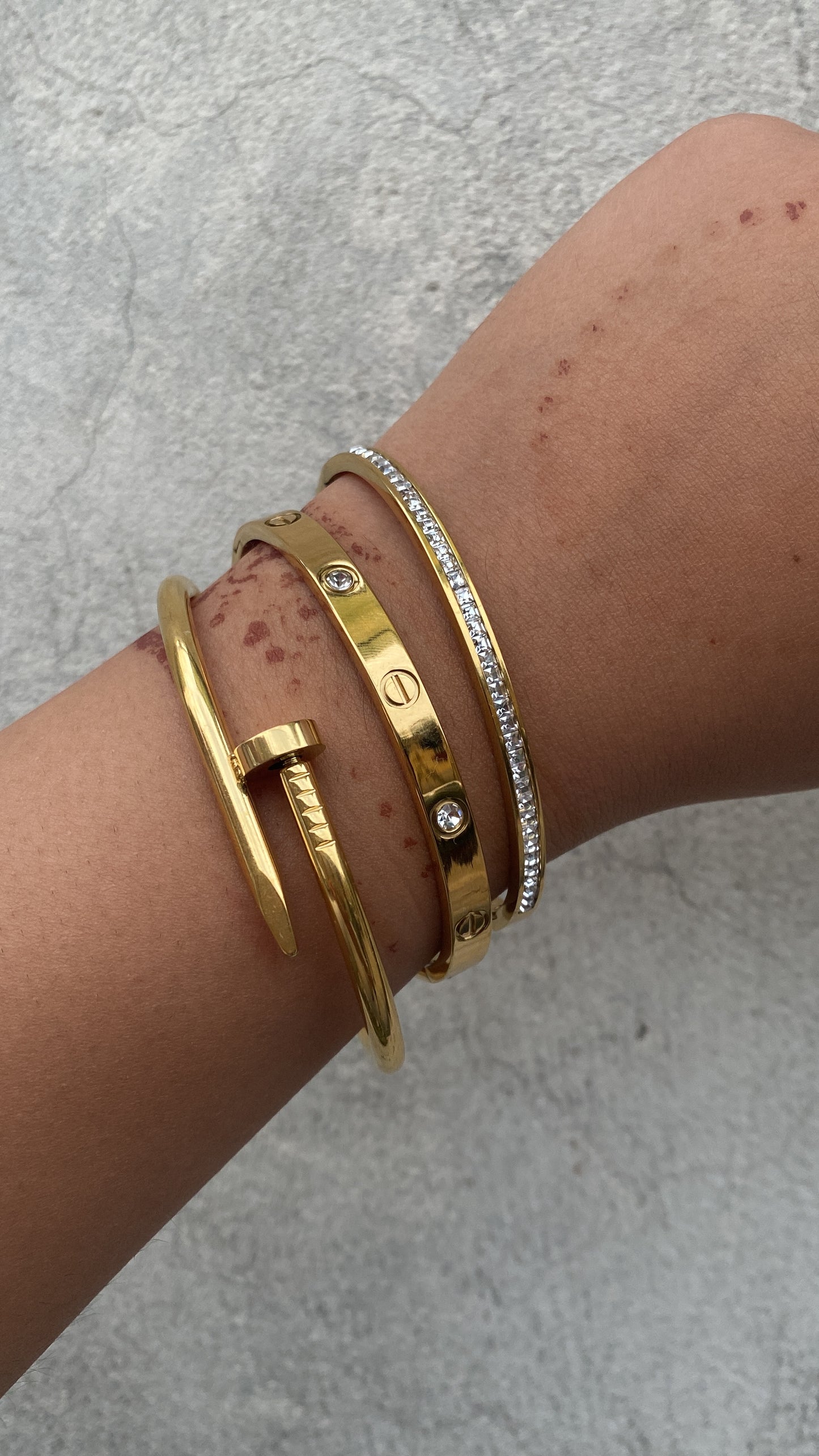 Edith stack (3 bracelets) nail + love + diana bracelet