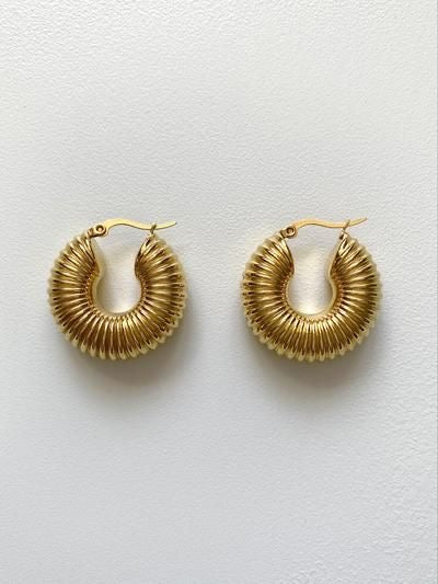 Olivia hoops
