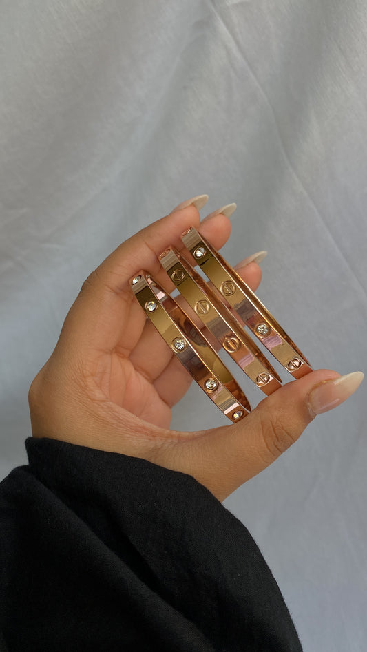 Love rose gold bracelet