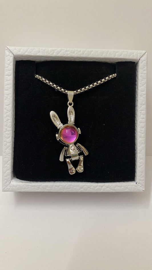 Holographic Bunny Chain