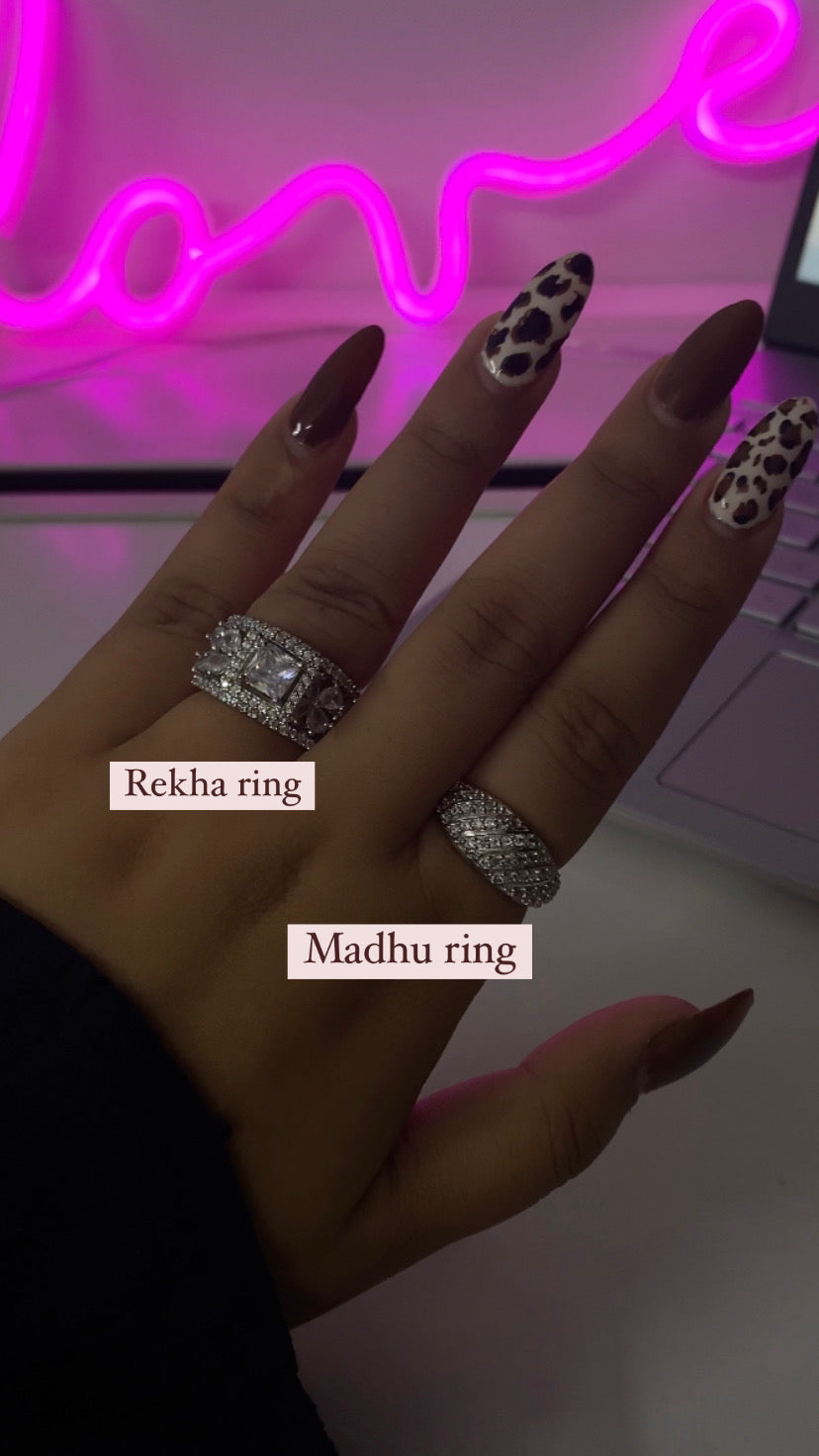 Rekha ring & Madhu ring