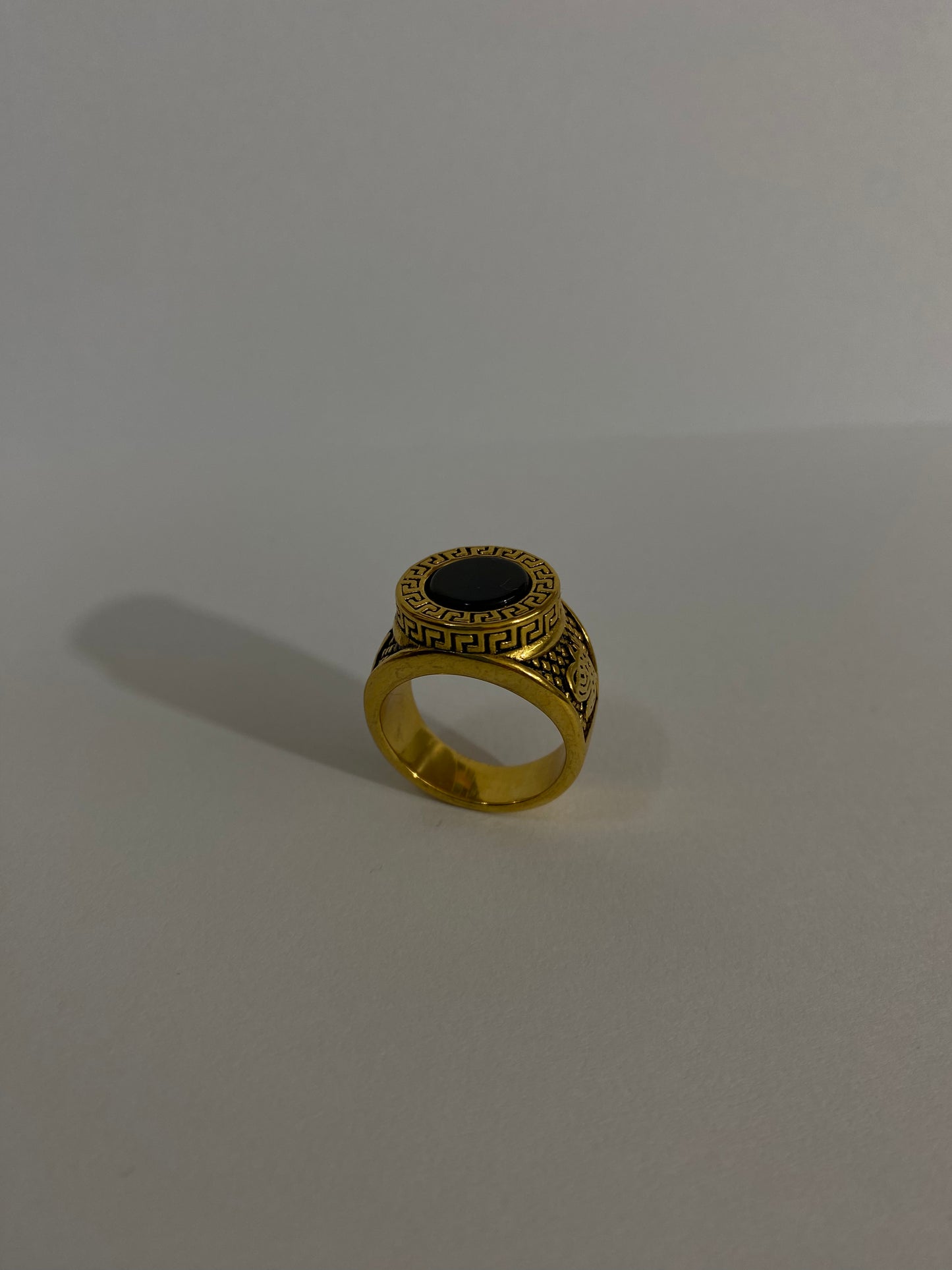 Vercii  Ring