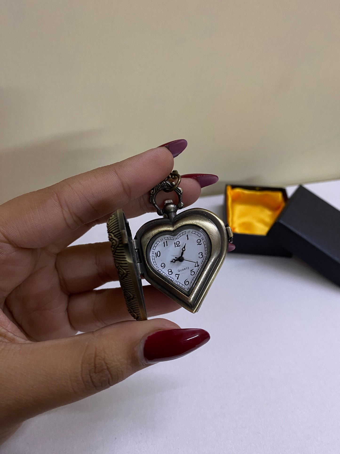 Heart  antique watch keychain