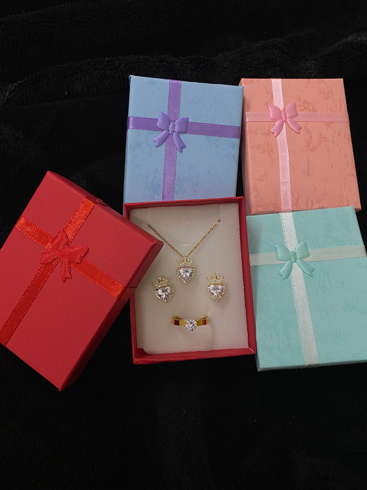 Necklace set box