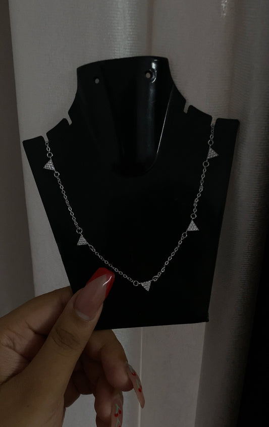 Ava necklace