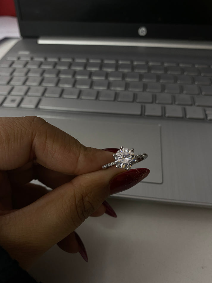 Maria solitaire ring – KIWI BLOSSOM