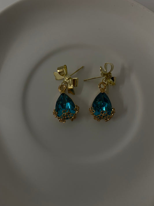 Noor blue earrings